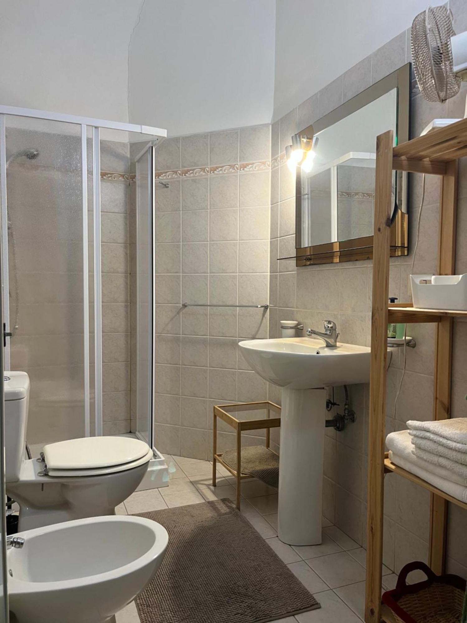 Apartment For 2 In Catania, B&B Le Voci Del Mercato Bagian luar foto